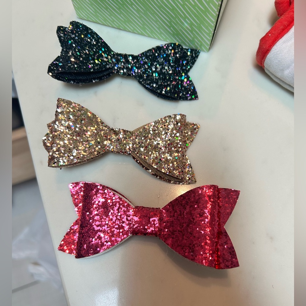 Set of Glittery Bow Hair Clips